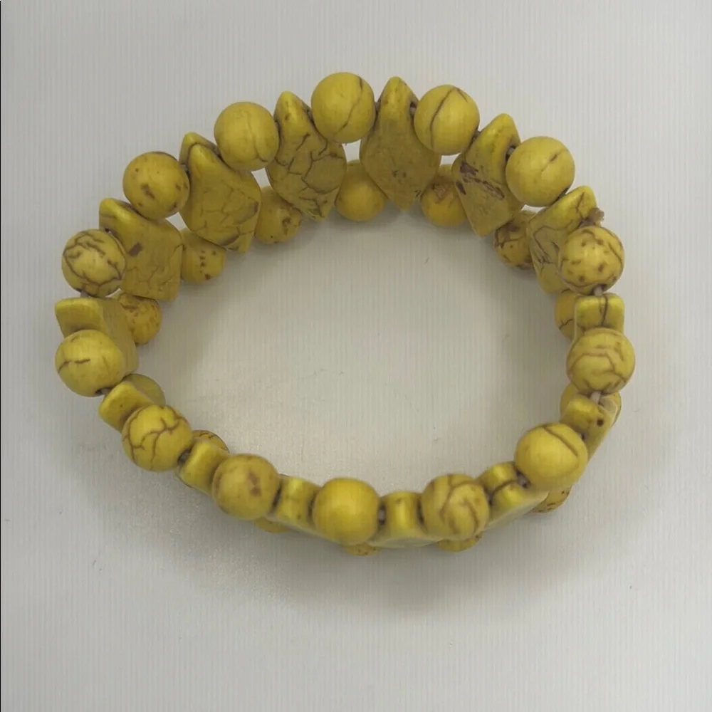 Yellow Beaded Bracelet - Picture 3 of 5